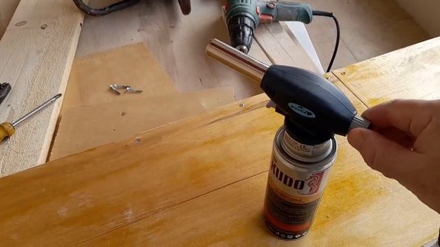 Как выкрутить саморез из затвердевшей эпоксидной смолы смотреть онлайн