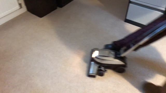 VerityLux Chooses a Vacuum Cleaner To Demo смотреть онлайн