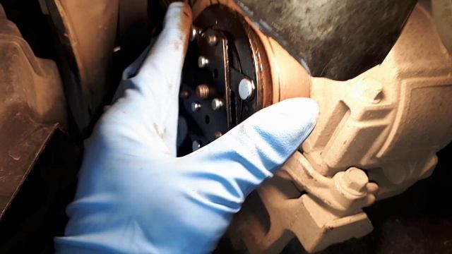 как поменять подшипник и муфту кондиционера на мицубиси оутлендере 2011 смотреть онлайн