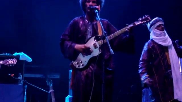 TINARIWEN - Cler Achel , Live At Kosmos Festival [ 01- 07- 2009]