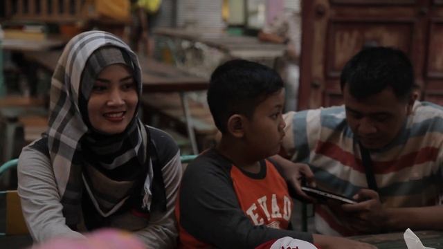 REUNIAN ANAK SOLO | TEMAN SD MUH 2 SOLO 1995 | Canon 5D mark 2 | DJI Phantom 3 смотреть онлайн