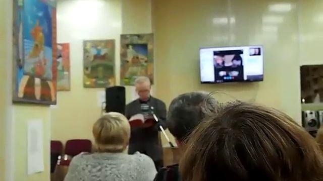 Поэт Александр Чжоу