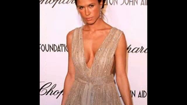 rhona mitra Mashup 2010 смотреть онлайн