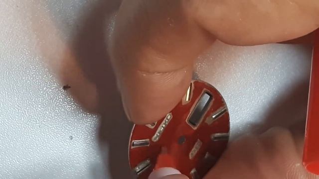 #1 Let's paint this vintage SEIKO 6106-7470 dial red. смотреть онлайн