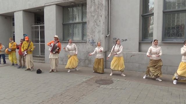 Харинама в Екатеринбурге. Первая смена))) смотреть онлайн