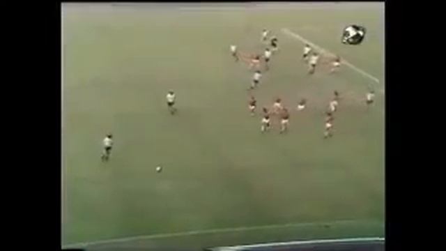 Божевільний стиль пресингу Нідерландів часів Йохана Кройфа смотреть онлайн