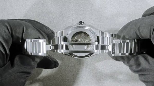 D1 MILANO SKBJ10 スケルトンウオッチ