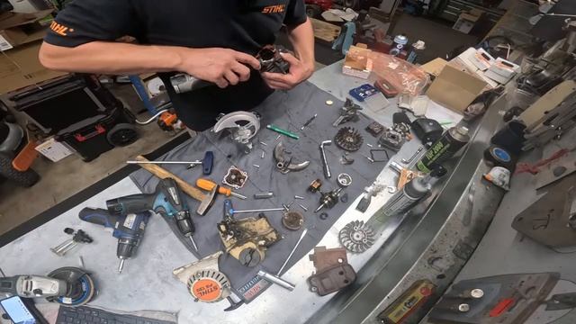 Stihl 4Mix-Motor reparieren смотреть онлайн