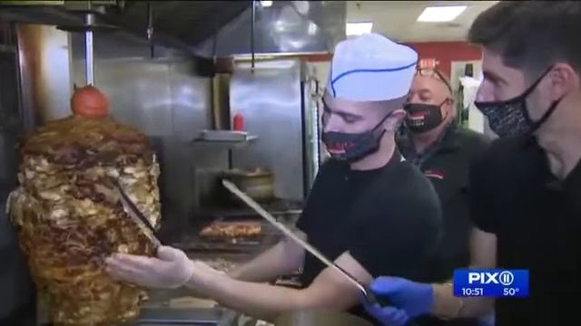 Gyro Grill - Pix 11 Feature смотреть онлайн