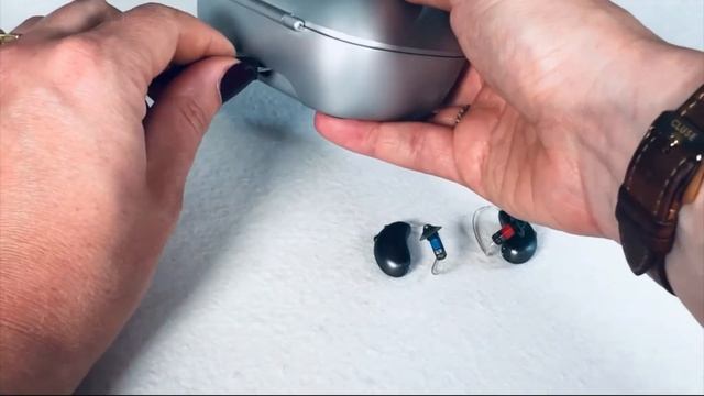 Unitron Blu Hearing Aids Unboxing Video #unitronblu #unboxingvideo | Hearing Aid UK смотреть онлайн