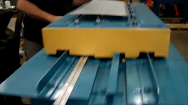 SOLD Used Lockformer Triplex Cleatformer Rollformer with Snaplock Button Lock смотреть онлайн