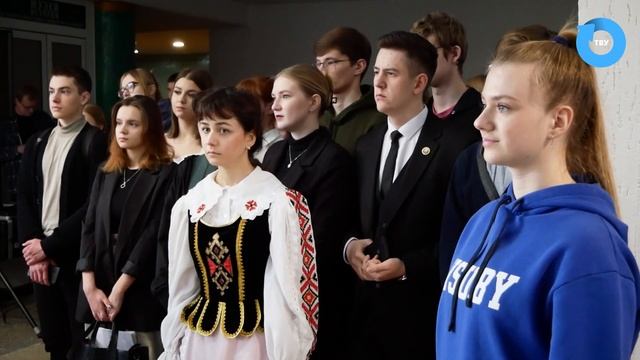 Иностранные студенты ВГУ отметили День родного языка смотреть онлайн