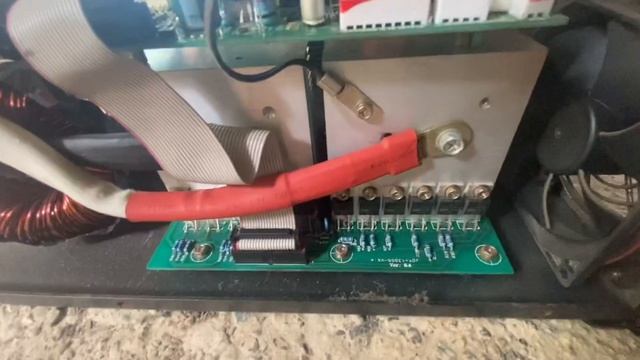 SUPER BIG CORE! One Solar Toroidal Inverter, 24V 3,000 watts. Dismantled for cleaning! смотреть онлайн