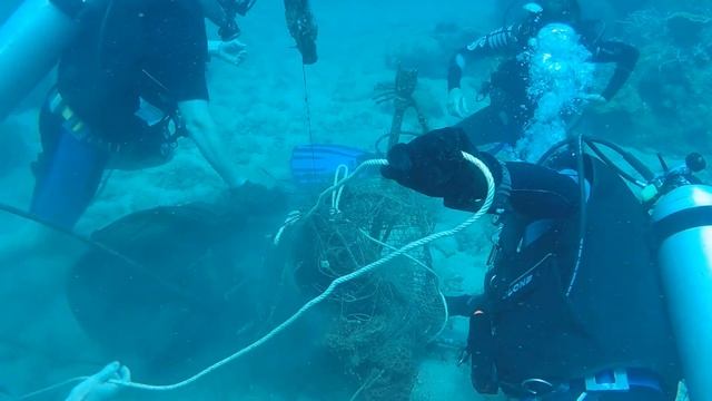 Cambodia Part 3 : Clean Up Scuba Dive смотреть онлайн