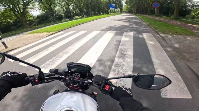 Is een 650 CC motor leuk om mee te rijden of om mee te beginnen | suzuki Sv650 | nakedbike смотреть онлайн