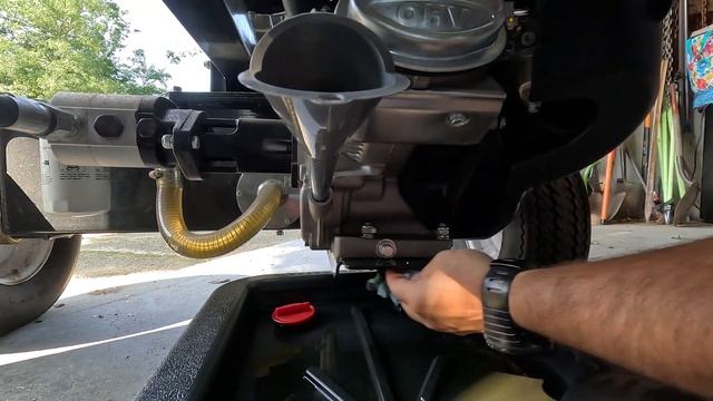 Kohler Command Pro 14HP Oil Change | County Line 40 Ton Log Splitter смотреть онлайн