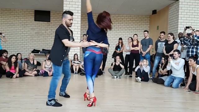 CHAVES & SILVIA - Bachata Workshop смотреть онлайн