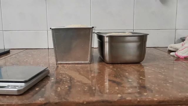 Breadmaker Kenwood BM250 50% More Load Then Usual