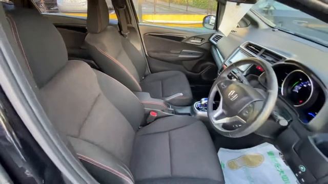 LOJA BIG STAGE / Honda Fit Hybrid S Package смотреть онлайн