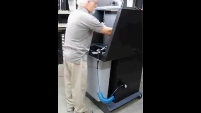 Black Hole смотреть онлайн