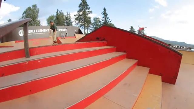 Element Skatecamp - week 30 смотреть онлайн