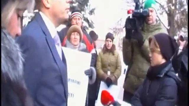 Відстояти землю будь-якою ціною смотреть онлайн