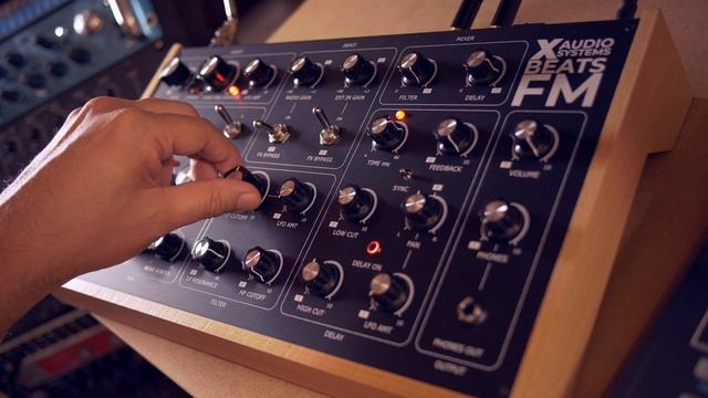 ESK - X Audio Systems Beats FM - Noise Radio смотреть онлайн