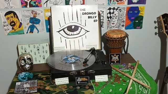 PEDESTAL - DRONGO BILLY смотреть онлайн