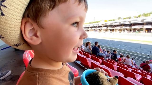 Рома едет на гонки 🏎️ 24 часа Ле-Мана смотреть онлайн