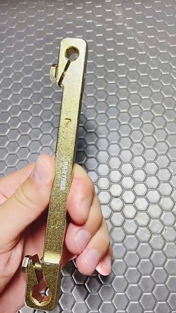 6684 Ключ для тормозных трубок с зажимом 7х11мм смотреть онлайн