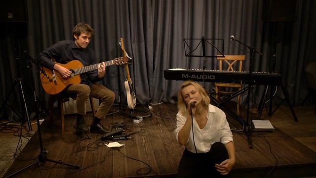 Катя Плахотник feat. Макс Ананьев - Южная Полночь смотреть онлайн