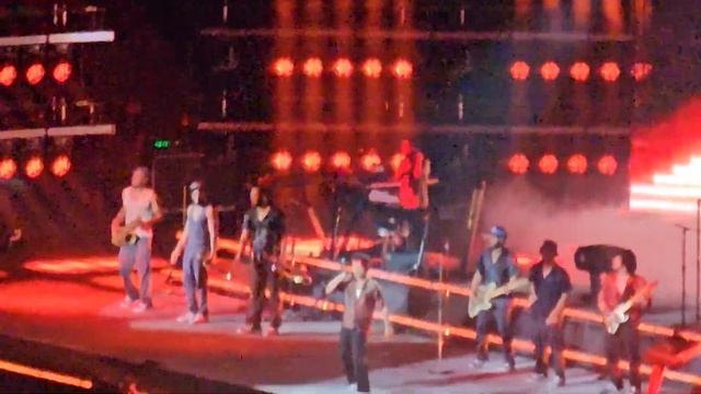 Bruno Mars - Locked Out Of Heaven - Singapore National Stadium, April 3th 2024