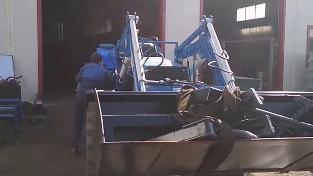 Мтз 952.2 кабриолет (погрузка в контейнер) смотреть онлайн