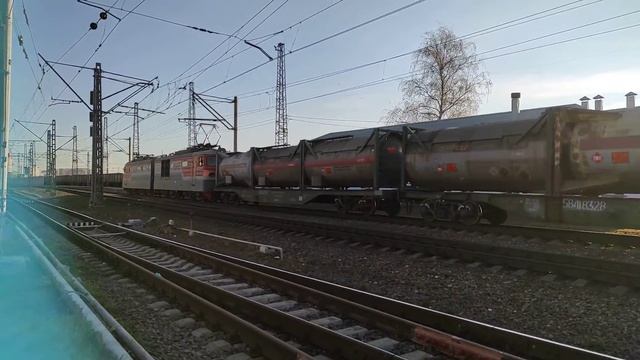 Грузовой поезд,с различными видами вагонов!#мкад #ждсостав