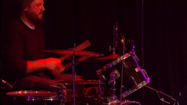 GXDS perform Alligator for BBC Introducing смотреть онлайн