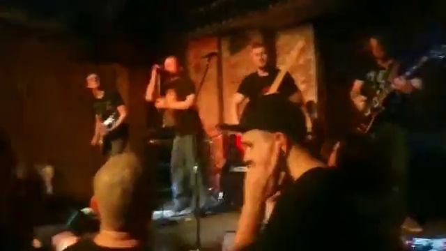 Петля Пристрастия - Автоматизм (live in МахноПаб, Днепр - 28.11.19) смотреть онлайн