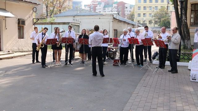 Guadeamus Igiture. Mendeleev BaNd. РХТУ 01.09.2019.