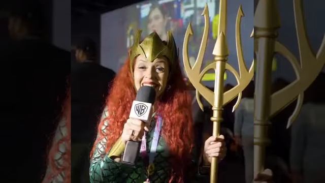 Warner arrasou na CCXP 2018 👏 смотреть онлайн