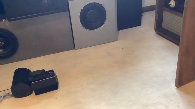 Högtalare videos kommer nog vara kvar смотреть онлайн