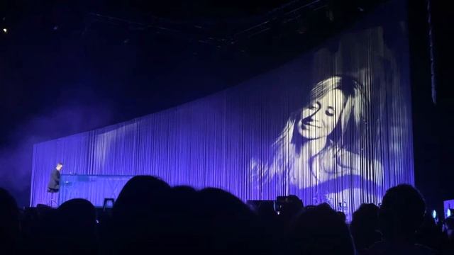 Intro - Lara Fabian - 50 World Tour - Roubaix смотреть онлайн