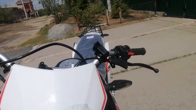Мотоцикл LIFAN LF250GY-3 красный цвет (демонстрация товара) смотреть онлайн