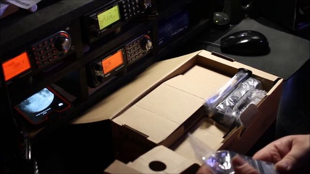 Yaesu FT-270R Unboxing смотреть онлайн