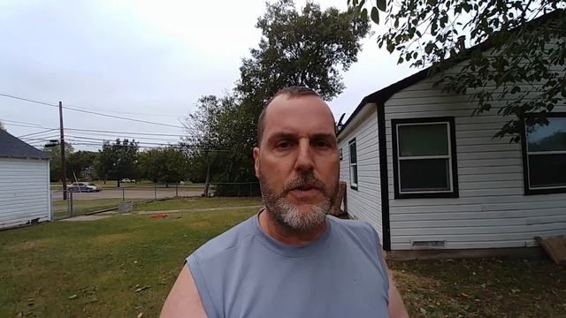 Craftsman 18" chainsaw start and cut after sitting a year unused смотреть онлайн