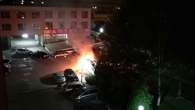 Гасене на горящ микробус в Пловдив смотреть онлайн