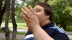 Я иду по улице словно чумачечий