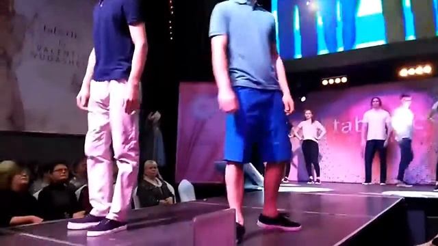 Показ одежды на конференции Фаберлик 11.02.17 смотреть онлайн