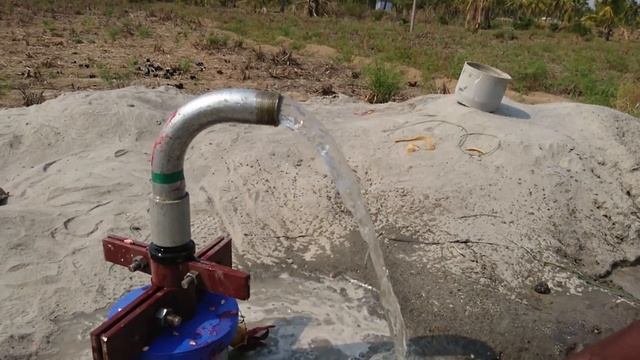 Water output from 5HP, 50 stage, aquatex borewell submersible pump смотреть онлайн
