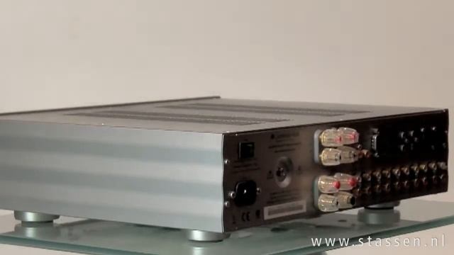 Cambridge Audio Azur 840A смотреть онлайн