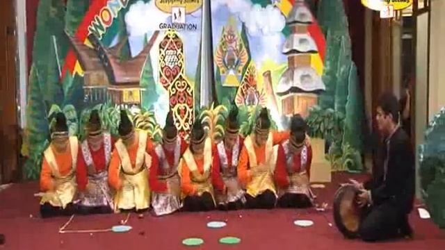 SAMAN Dance by Stepping Stones Teachers смотреть онлайн