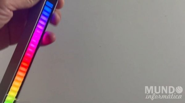 Torre de LED D08-RGB e Relógio Digital de LED GH0712L